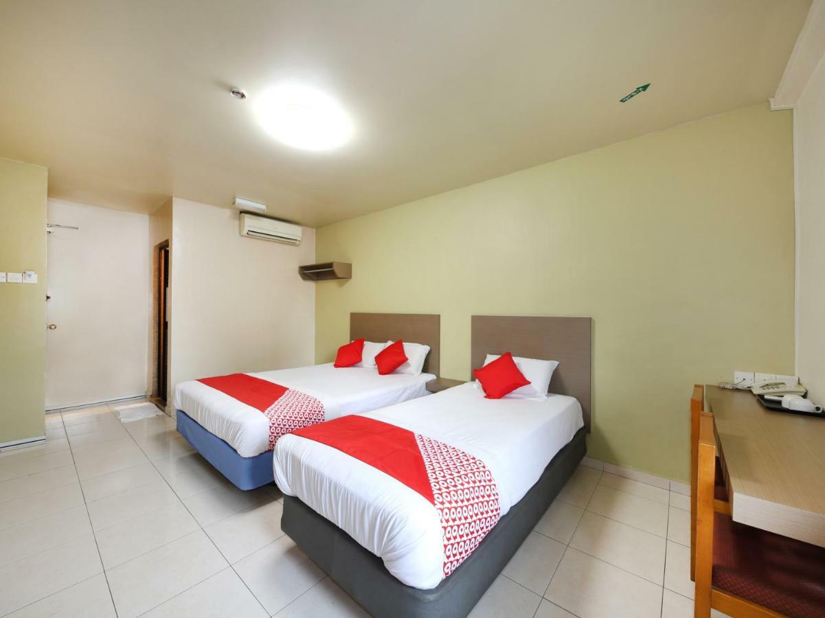 Oyo 434 Marbella Hotel Johor Bahru Exterior foto