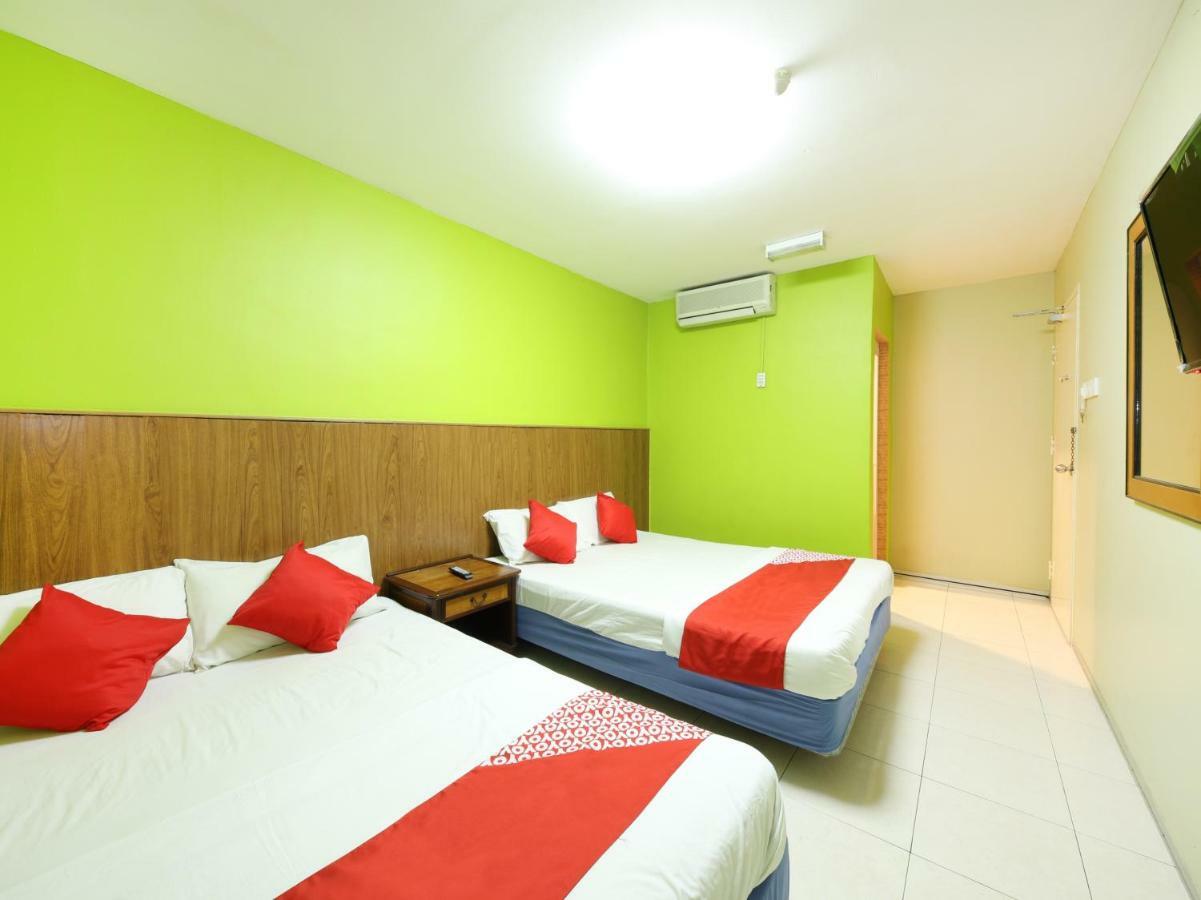 Oyo 434 Marbella Hotel Johor Bahru Exterior foto